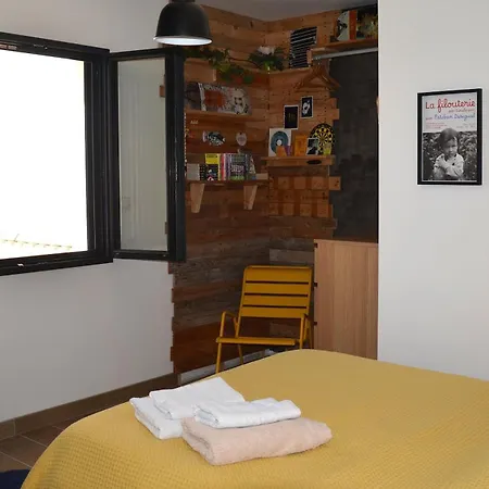 Au Calme Bed & Breakfast *